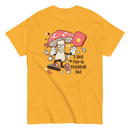 Retro Pickleball Pun: "A Real Fun-Gi Pickleball Dad", Father's Day Mens Gold T-Shirt